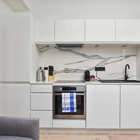 141 Klein - Superbe à Paris. Appartamento Parigi