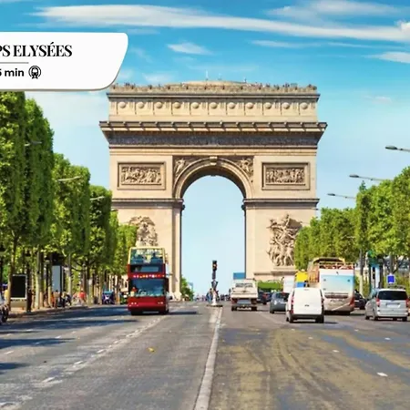 141 Klein - Superbe A Paris. * Párizs